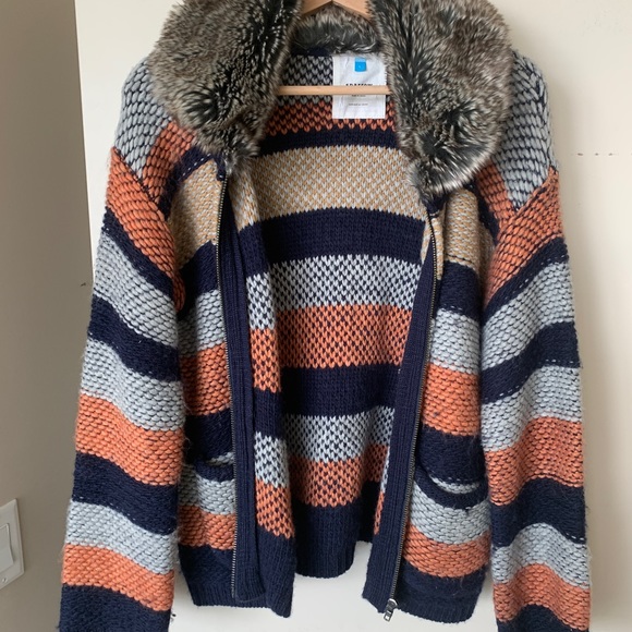 Anthropologie knitted sweater with fur collar - Picture 2 of 7